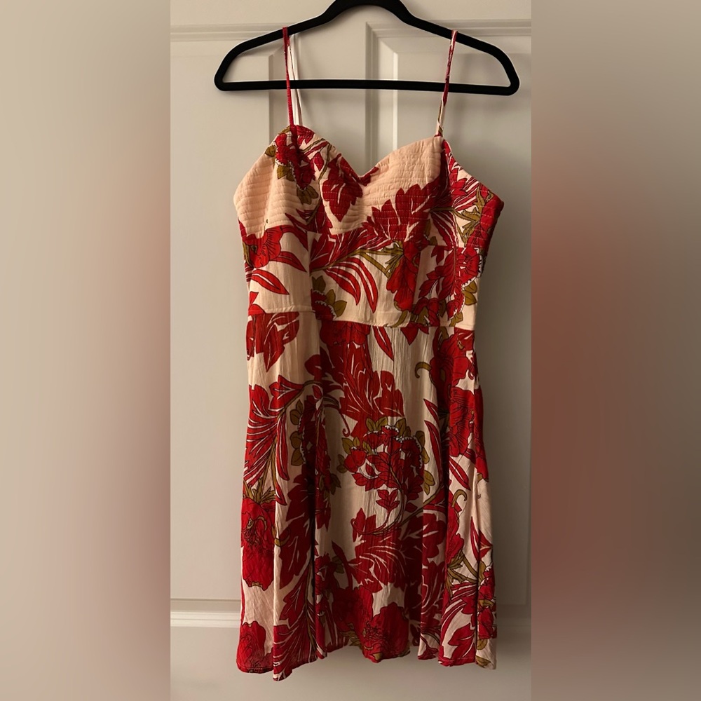 Band of Gypsy DANCING QUEEN RED FLORAL BRA CUP MINI DRESS NWT SIZE LARGE - Picture 7 of 7
